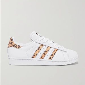 Leopard Adidas Superstars Three Stripes